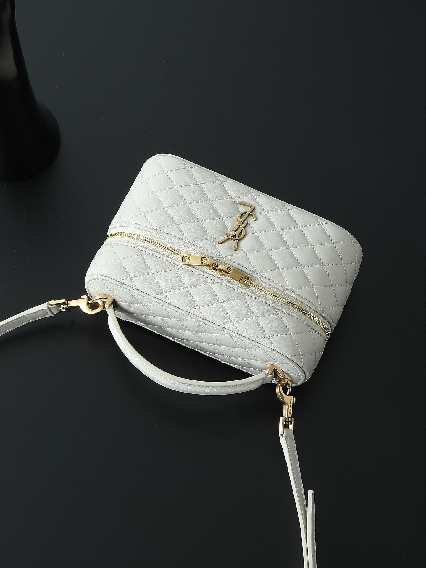 YSL GABY VANITY BAG IN LAMBSKIN 18 X 11 X 6.5 CM - Image 4