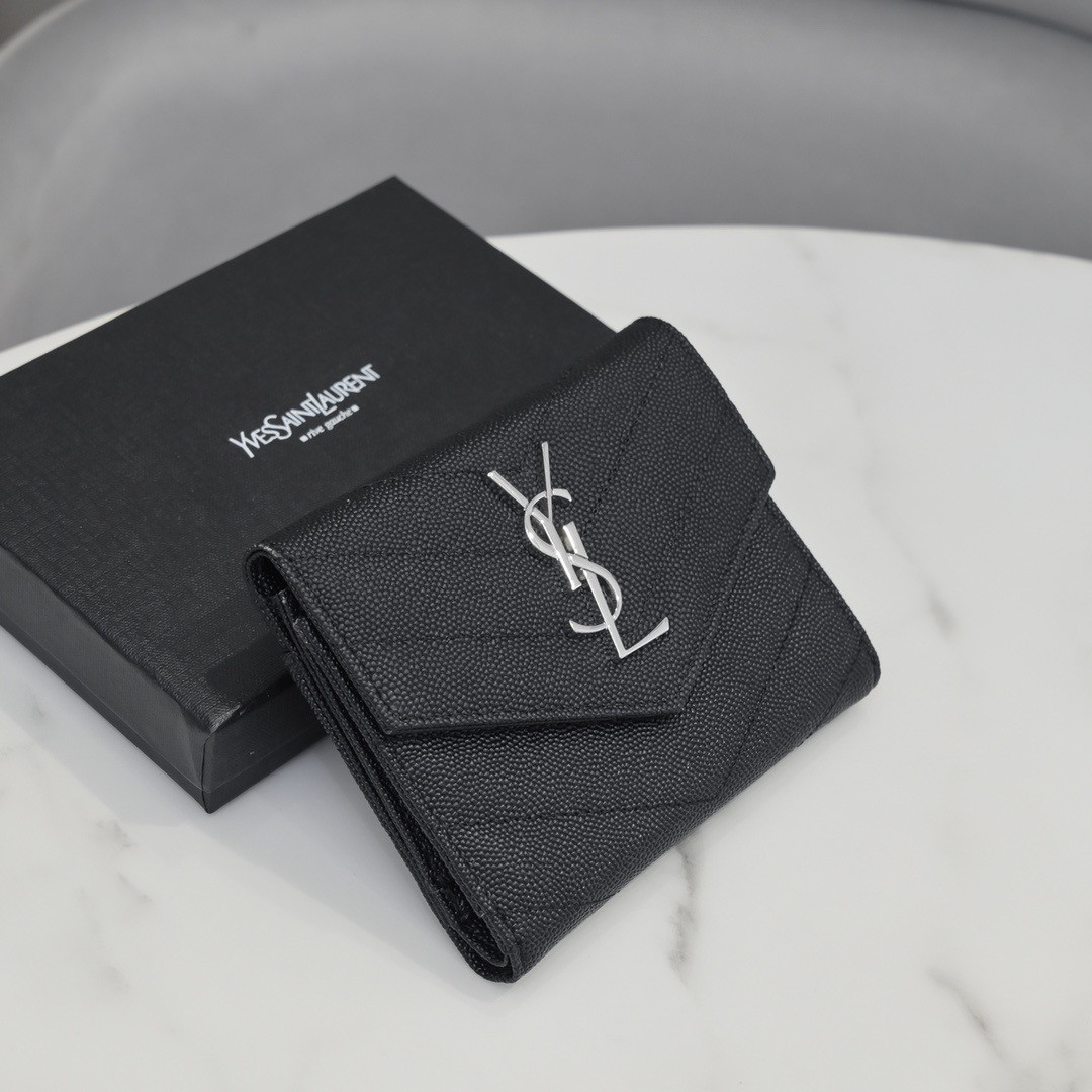 YSL cassandre matelass¨¦ compact tri fold wallet in grain de poudre leather 12.5 x 10 x 2.5 cm - Image 4