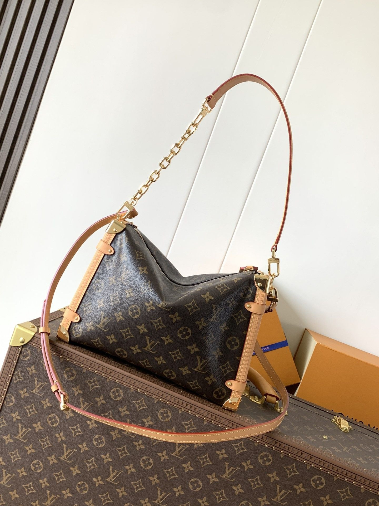 LV Side Trunk GM M14513 20x10x30cm - Image 3