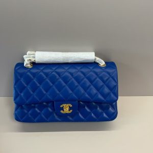 Alternative view of Chanel Classic Flap Bag 15x25.5x6cm