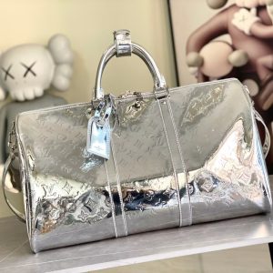 Alternative view of LV Keepall Bandouli¨¨re 50 M26766 50x29x23cm