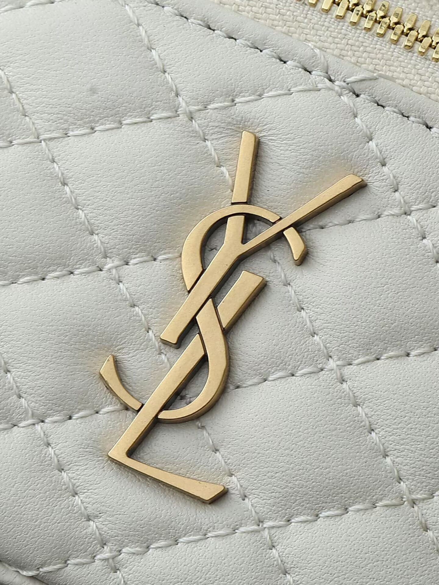 YSL GABY VANITY BAG IN LAMBSKIN 18 X 11 X 6.5 CM - Image 11