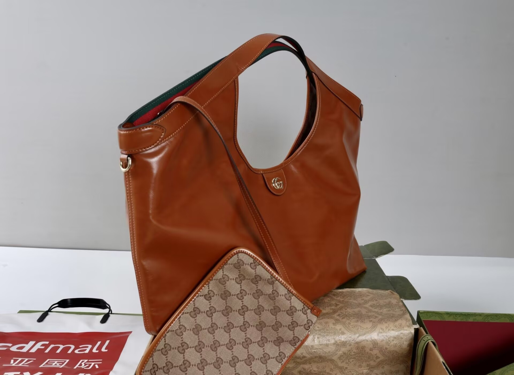 Gucci Large Giglio Shopper 42(60)x47x16cm - Image 5