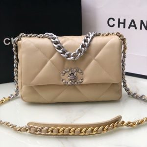 CHANEL 19 HANDBAG Shiny Leather, Gold-Tone, Silver-Tone & Ruthenium-Finish Metal Beige 26x16x9cm