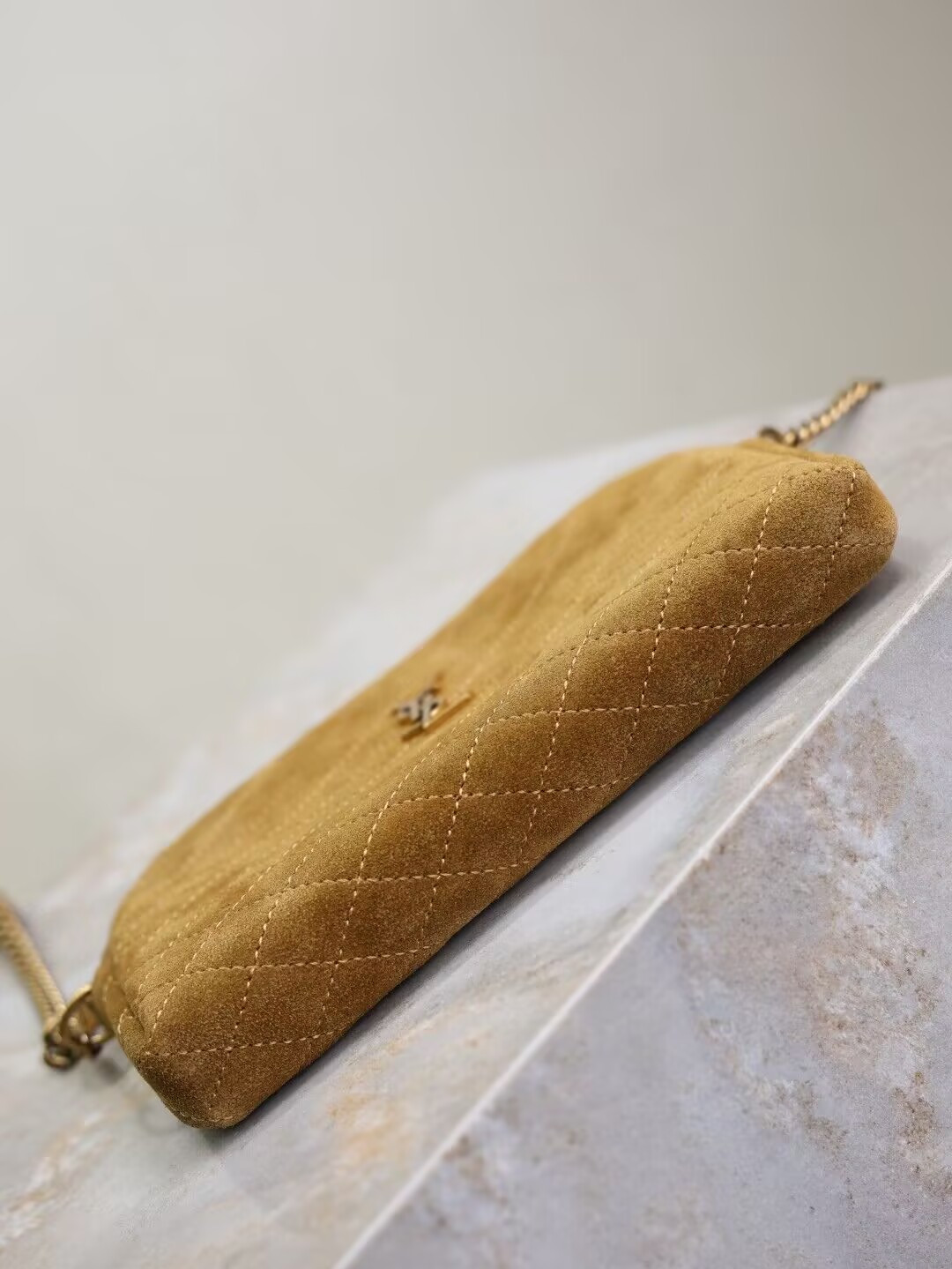 YSL Gaby ZIPPED POUCH IN SUEDE 18x13x3.5cm - Image 8