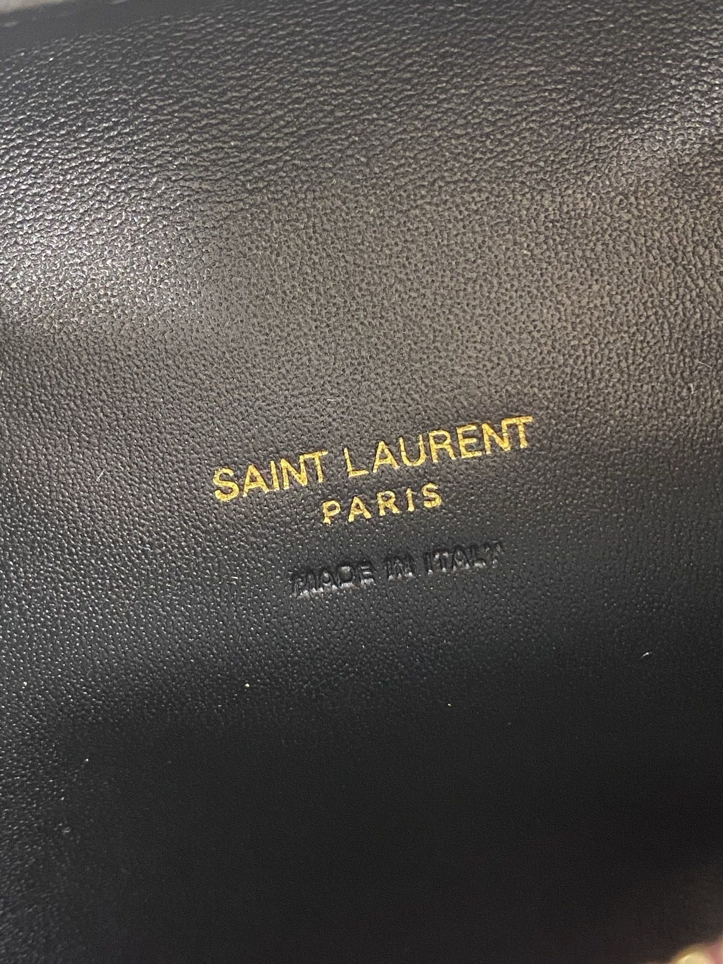 YSL ICARINO IN QUILTED NAPPA 17x13x3cm - Image 10