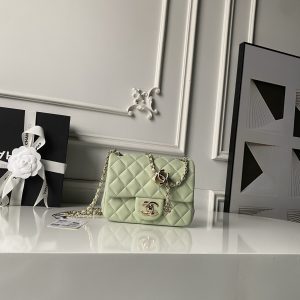 Alternative view of Chanel Classic Flap Handbag CF AS5758 18x13x7cm