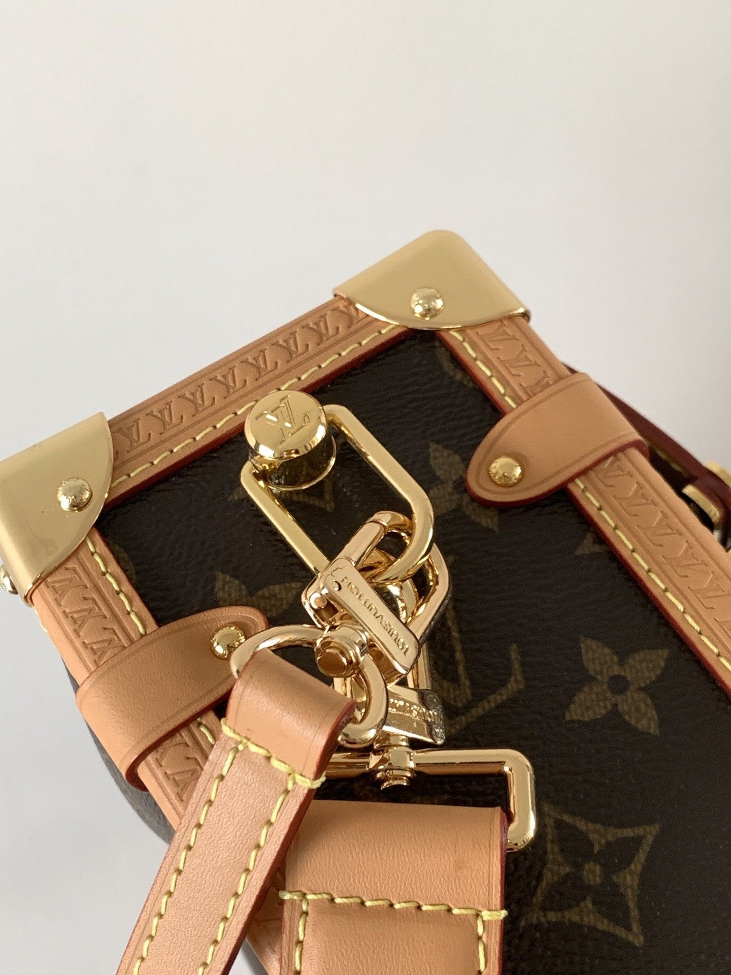 LV Side Trunk GM M14513 20x10x30cm - Image 6