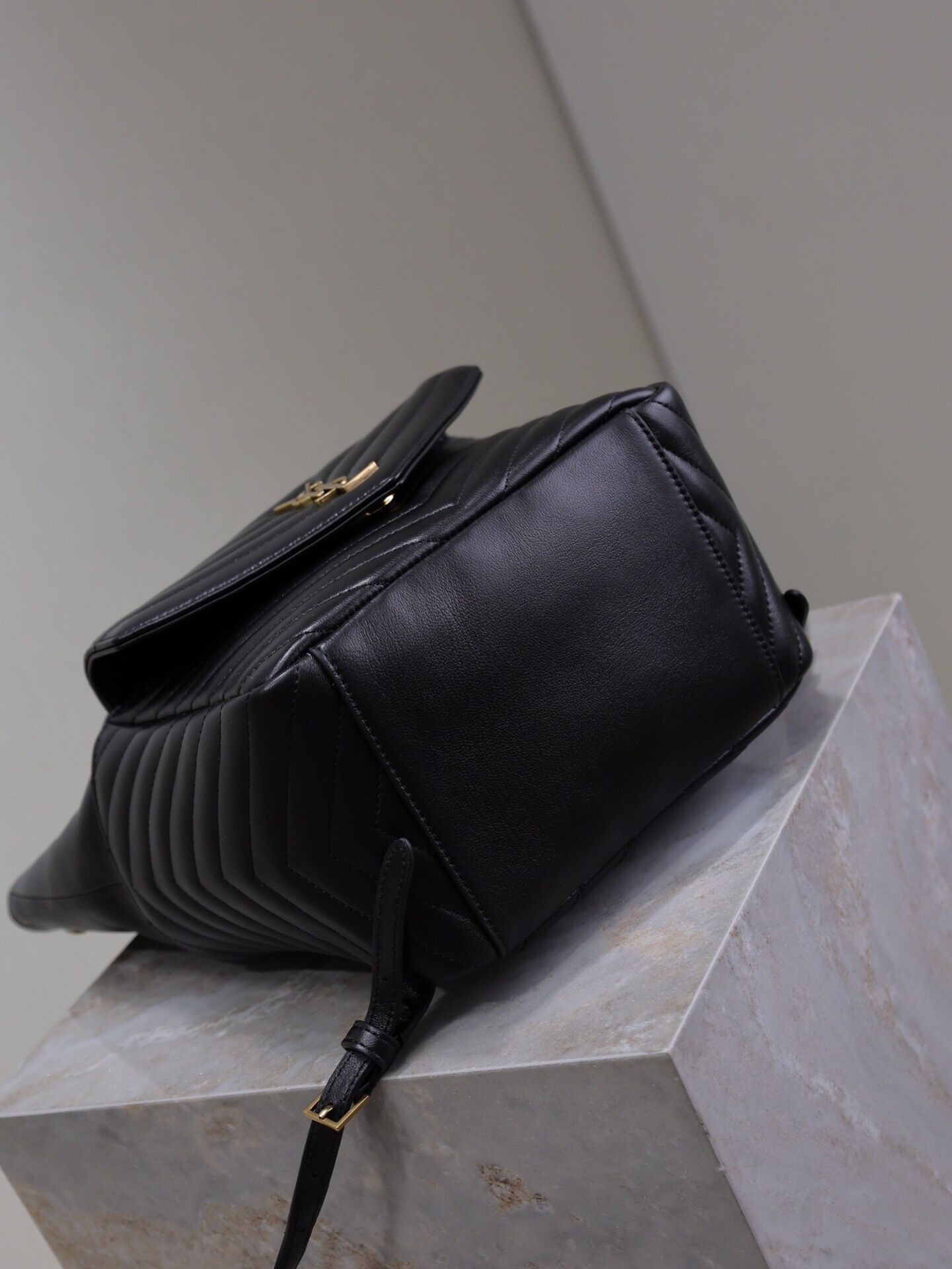 YSL Saint Laurent Joe Drawstring Quilted Backpack 22x29x15cm - Image 5