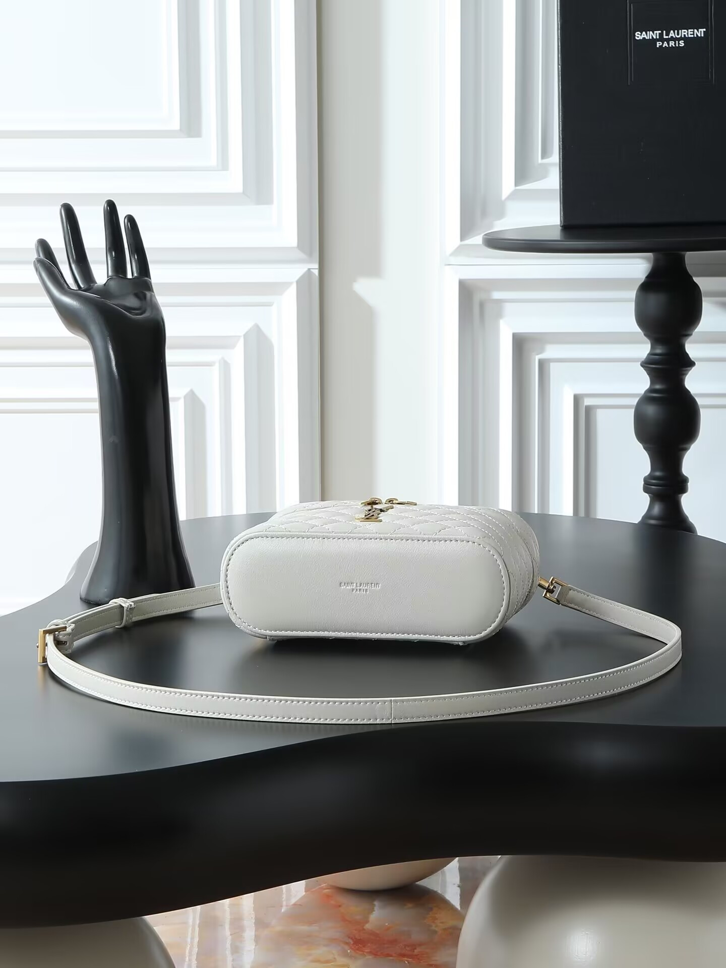 YSL GABY VANITY BAG IN LAMBSKIN 18 X 11 X 6.5 CM - Image 5