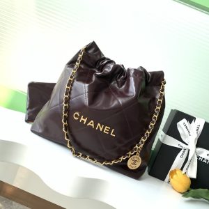 Alternative view of CHANEL 22 SMALL HANDBAG 35x37x7cm