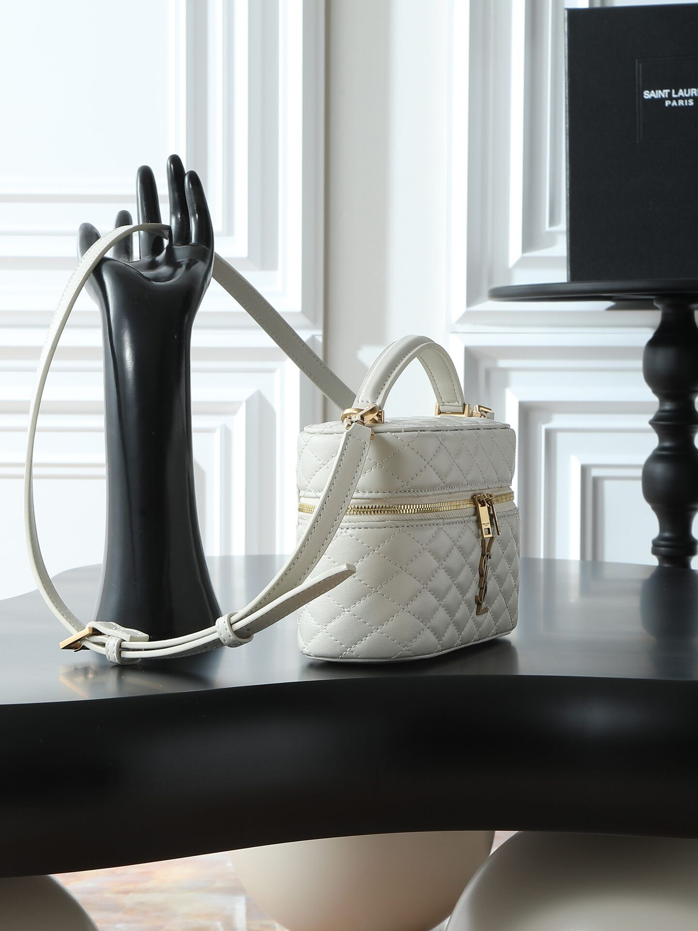 YSL GABY VANITY BAG IN LAMBSKIN 18 X 11 X 6.5 CM - Image 6
