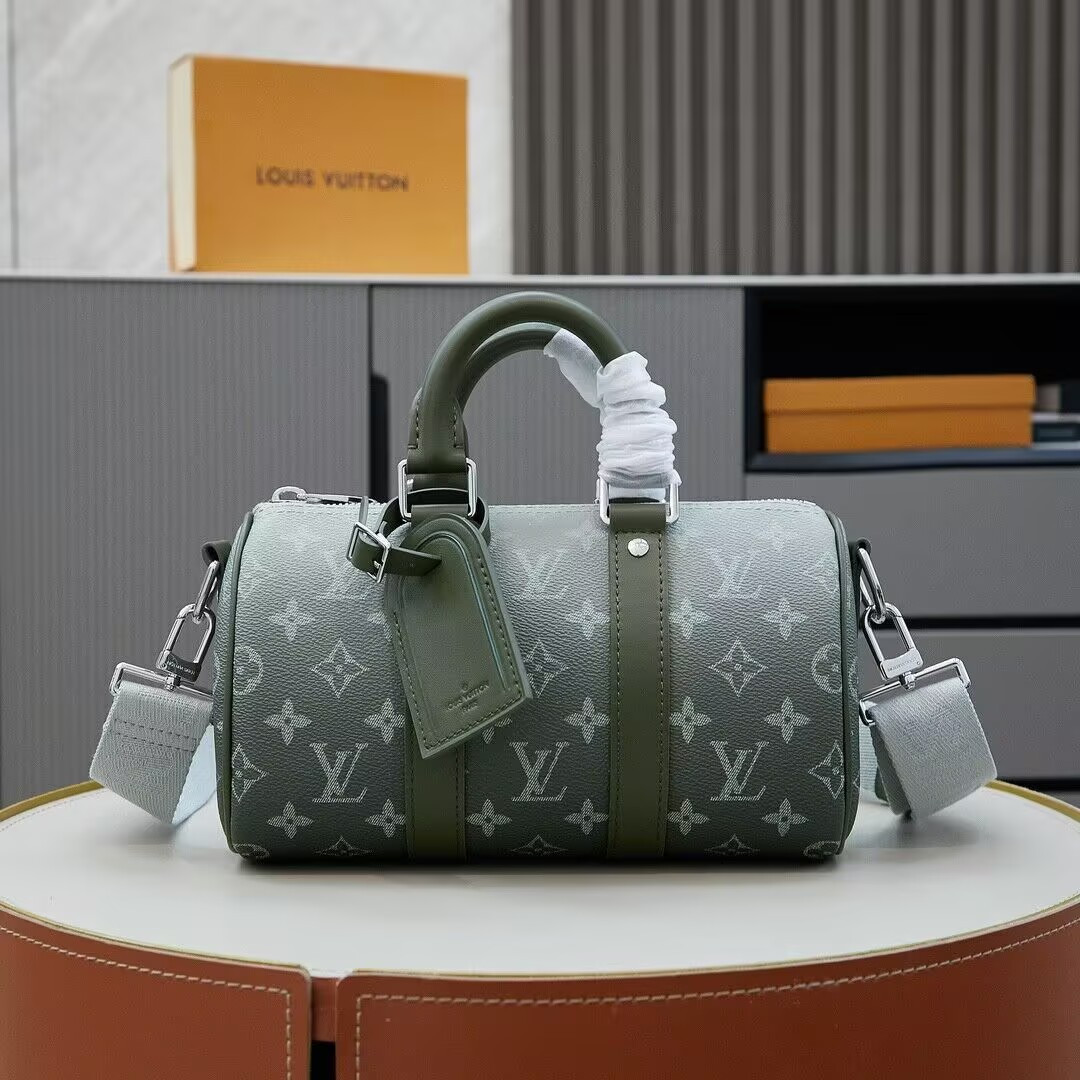 Alternative view of LV Keepall Bandouli¨¨re 25 M11591 25x15x11cm