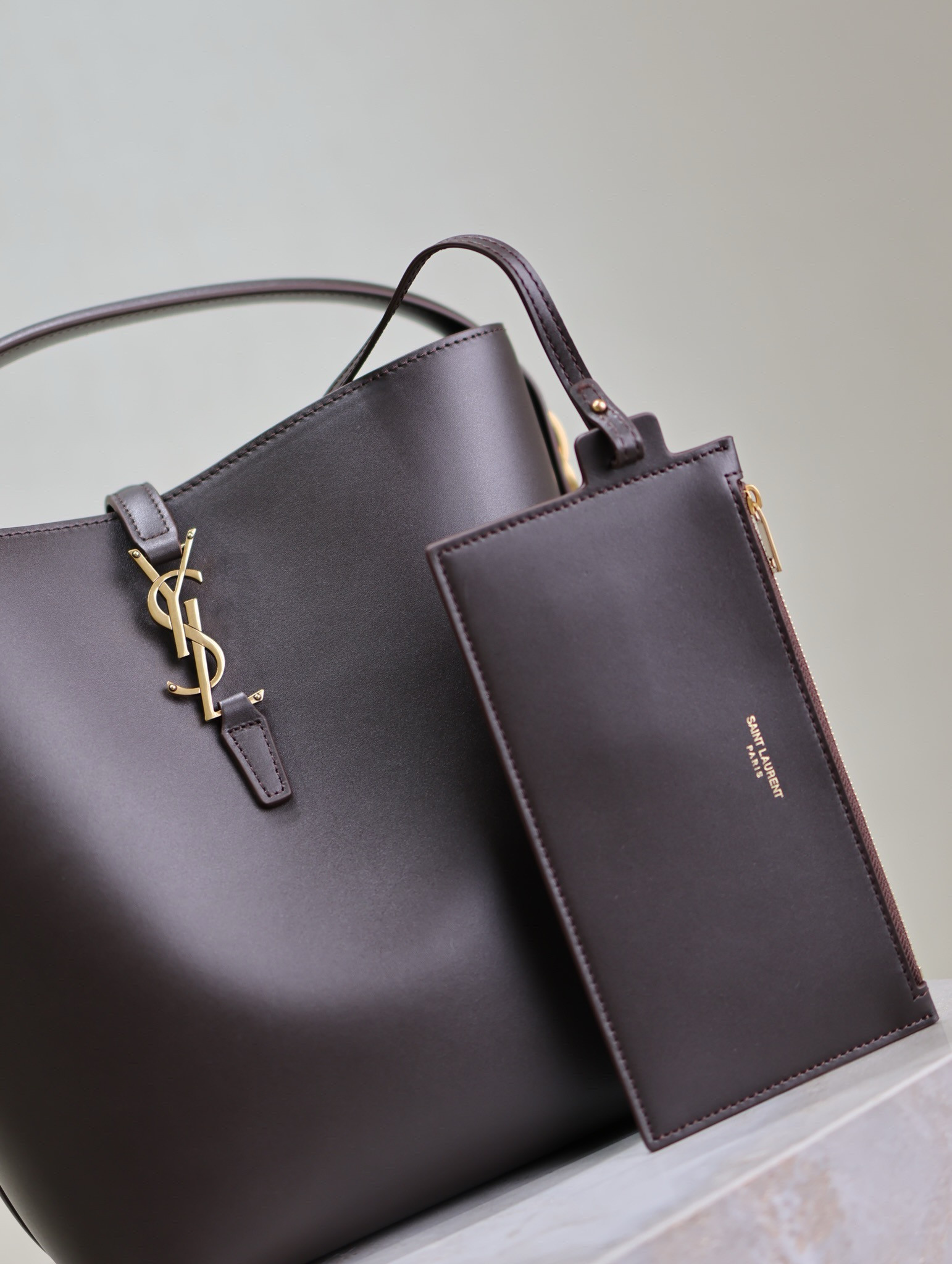 YSL LE 37 In Shiny Leather 26x20x12cm - Image 6