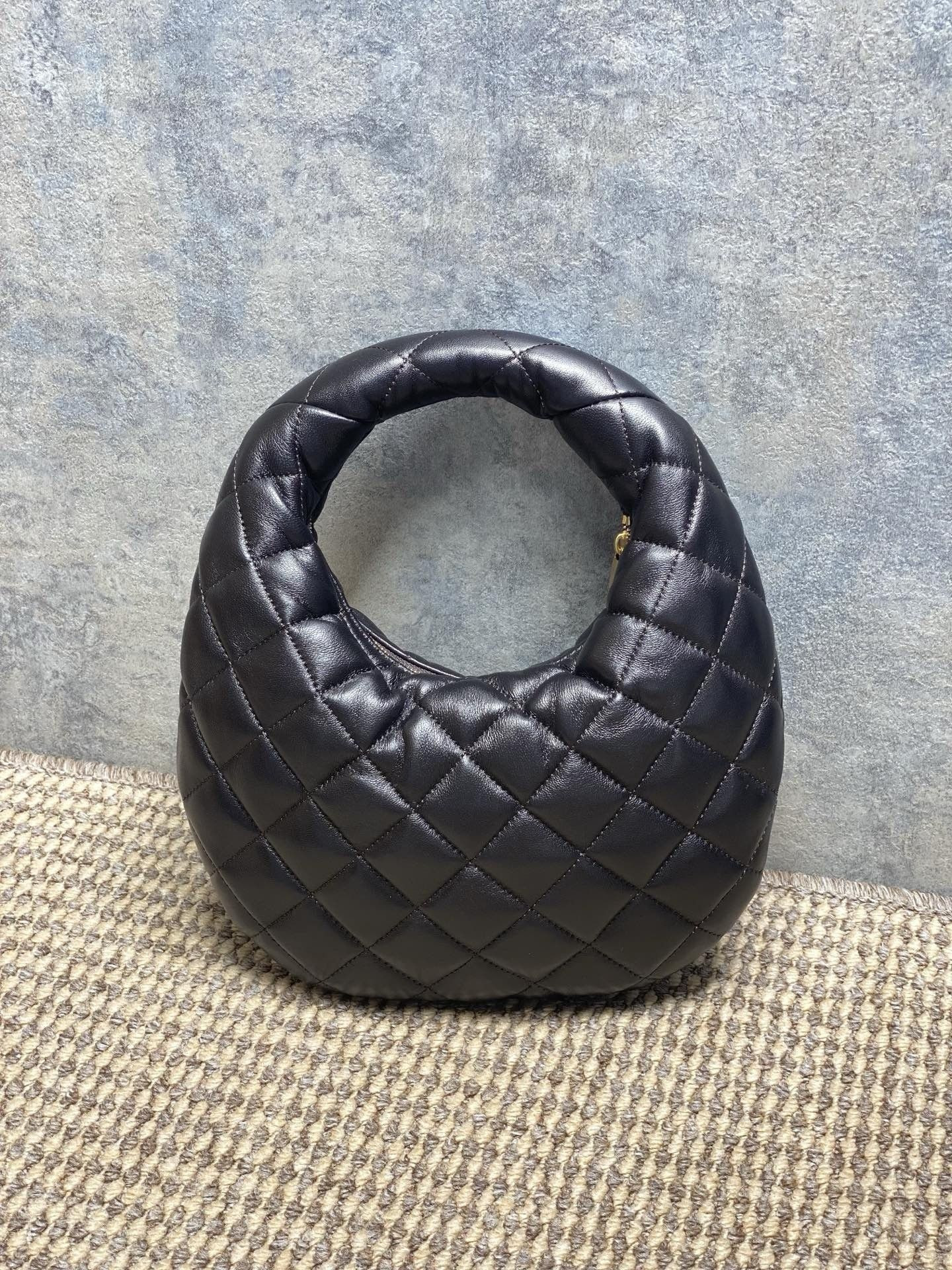 YSL ICARINO IN QUILTED NAPPA 17x13x3cm - Image 3