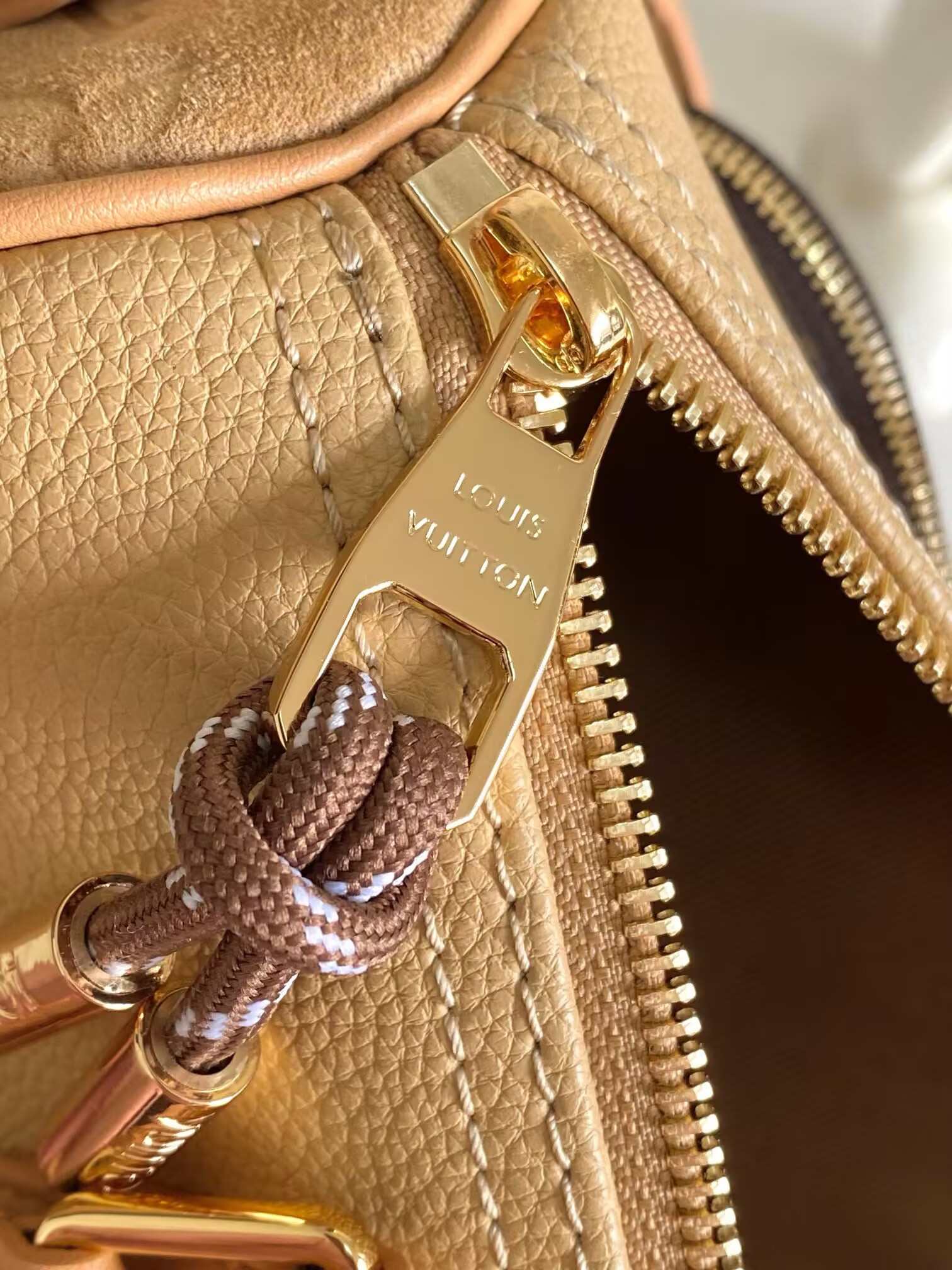 LV Keepall Bandouli¨¨re 25 M12627 25x15x11cm - Image 7