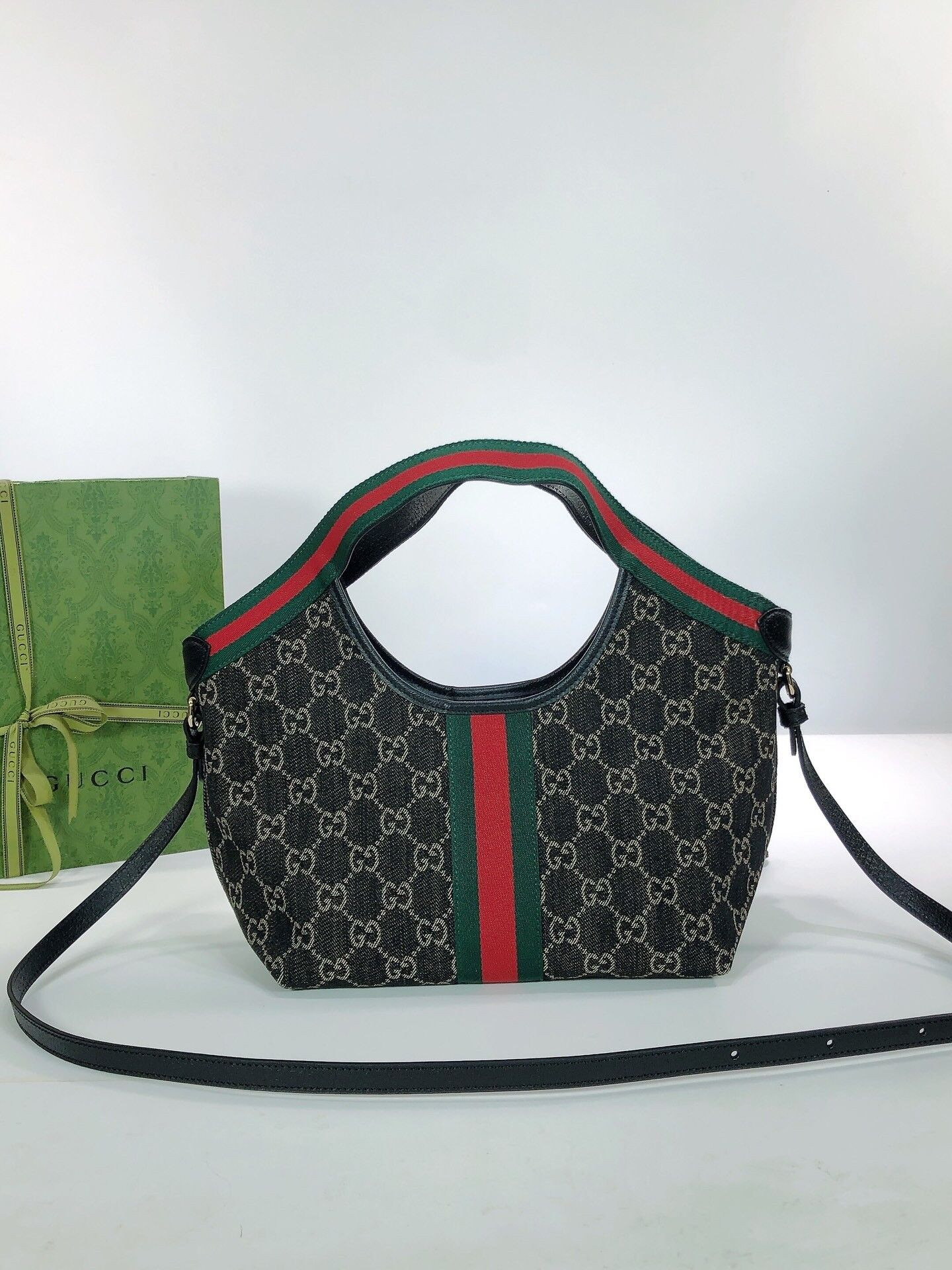Gucci Giglio Small Tote Bag 25x20x15cm - Image 4