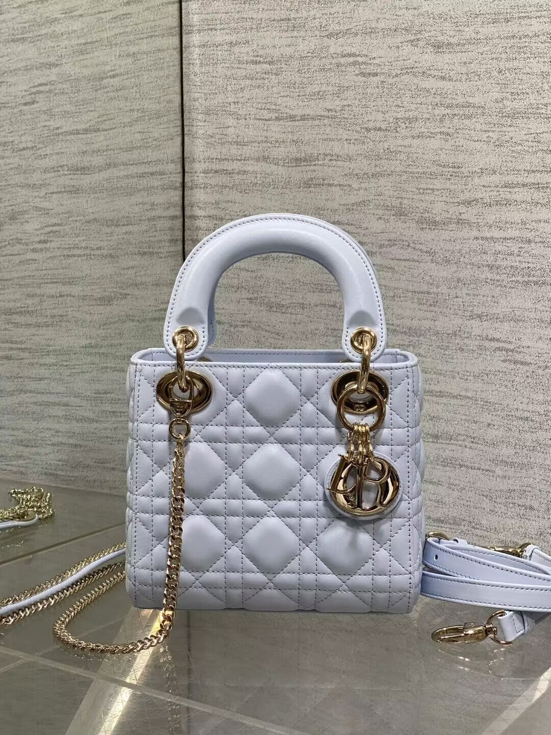 Mini Lady Dior Bag 17 x 15 x 7 cm - Image 3