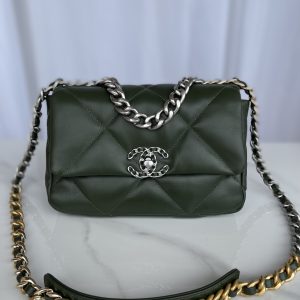 Alternative view of CHANEL 19 HANDBAG Shiny Leather, Gold-Tone, Silver-Tone & Ruthenium-Finish Metal Dark Green 6.2 ¡Á 10.1 ¡Á 3.5 in