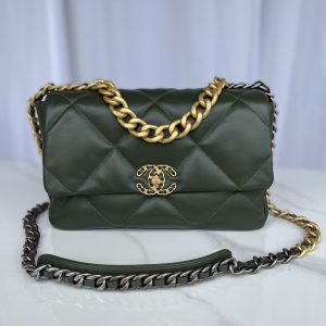 Alternative view of CHANEL 19 LARGE HANDBAG Shiny Leather, Gold-Tone, Silver-Tone & Ruthenium-Finish Metal Dark Green 7.8 ¡Á 11.7 ¡Á 3.9 in