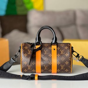 Alternative view of Louis Vuitton Keepall Bandouli¨¨re 25 M46687 9.8 x 5.9 x 4.3 inches
