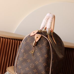 Alternative view of Louis Vuitton M41108 Speedy 30