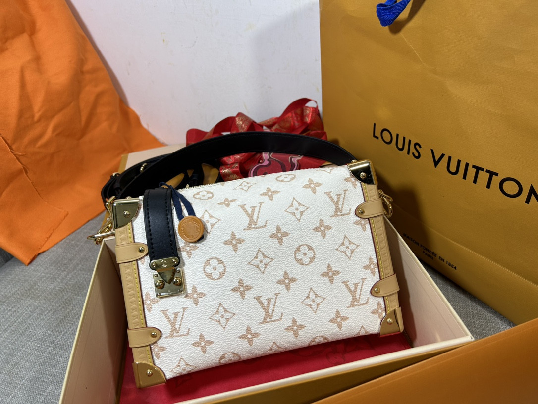 LV Side Trunk MM M46907 8.3 x 5.5 x 2.4 inches - Image 2