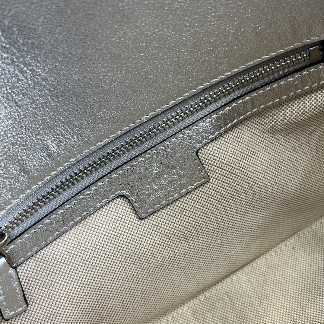 GUCCI HORSEBIT 1955 SMALL SHOULDER BAG Metallic silver 10.4"W x 6.7-4.1"H x 3.1-1.6"D - Image 10