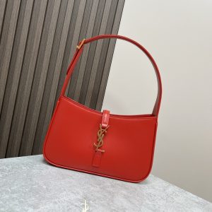 YSL LE 5 ¨¤ 7 IN SMOOTH LEATHER SHINY RED 9 X 6.3 X 2.5 INCHES
