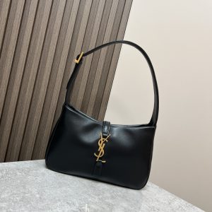 YSL LE 5 ¨¤ 7 IN SMOOTH LAMBSKIN black 9 X 6.3 X 2.5 INCHES