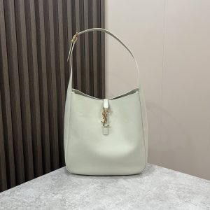 Alternative view of YSL LE 5 ¨¤ 7 SUPPLE LARGE IN SMOOTH LEATHER BLANC VINTAGE 11.8" X 11" X 4.3"