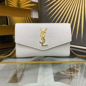 Alternative view of UPTOWN CHAIN WALLET IN GRAIN DE POUDRE EMBOSSED LEATHER BLANC VINTAGE 7.5 X 4.7 X 1.2 INCHES