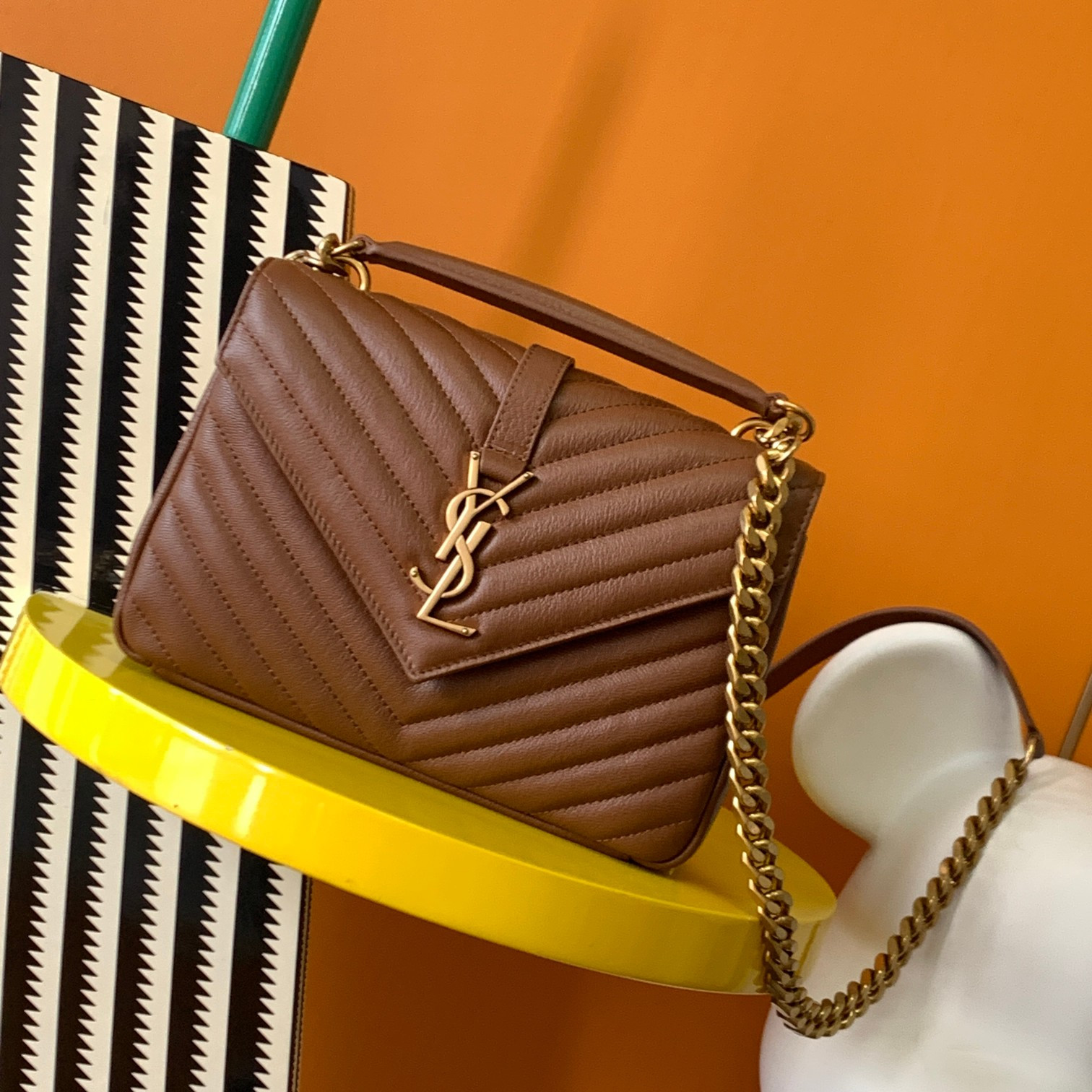 YSL COLLEGE MEDIUM IN QUILTED LEATHER COFFEE 9.4 X 6.6 X 2.5 INCHES - Image 2