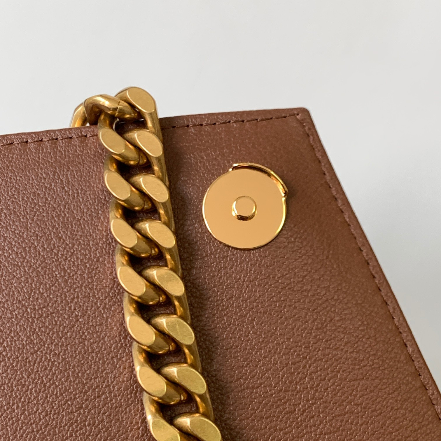 YSL COLLEGE MEDIUM IN QUILTED LEATHER COFFEE 9.4 X 6.6 X 2.5 INCHES - Image 5