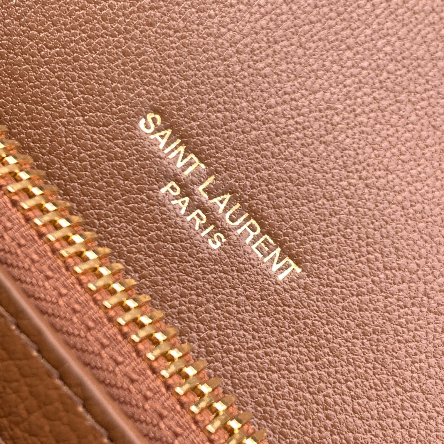 YSL COLLEGE MEDIUM IN QUILTED LEATHER COFFEE 9.4 X 6.6 X 2.5 INCHES - Image 10