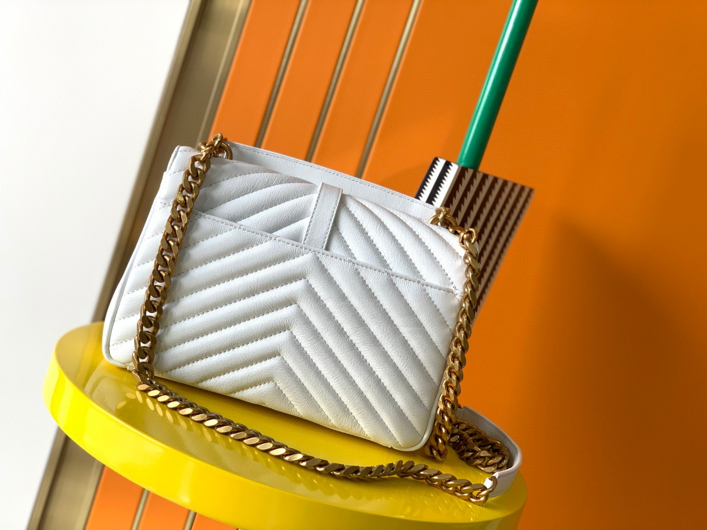 YSL COLLEGE MEDIUM IN QUILTED LEATHER white 9.4 X 6.6 X 2.5 INCHES - Image 5
