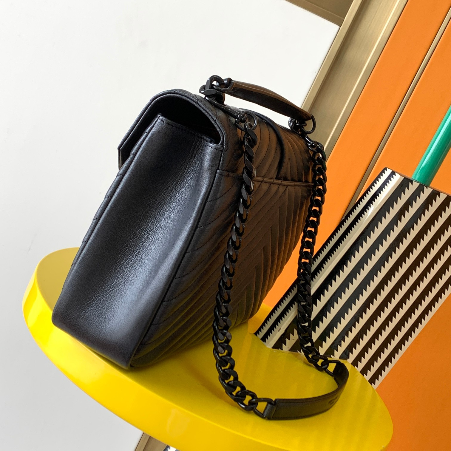 YSL COLLEGE MEDIUM IN QUILTED LEATHER ALL BLACK 9.4 X 6.6 X 2.5 INCHES - Image 3