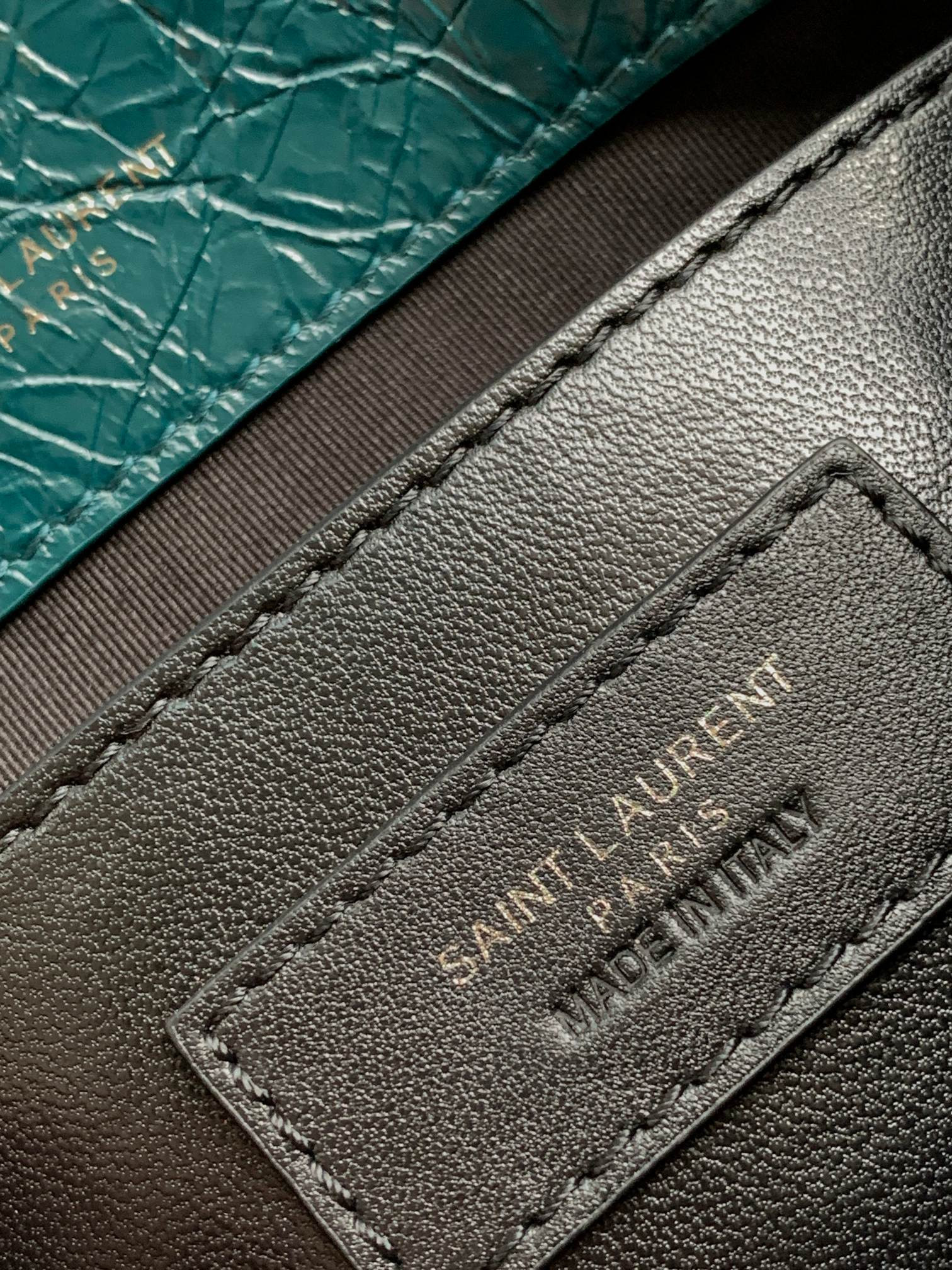YSL NIKI BABY IN VINTAGE LEATHER BLUE 8.2 X 6 X 2.9 INCHES - Image 10