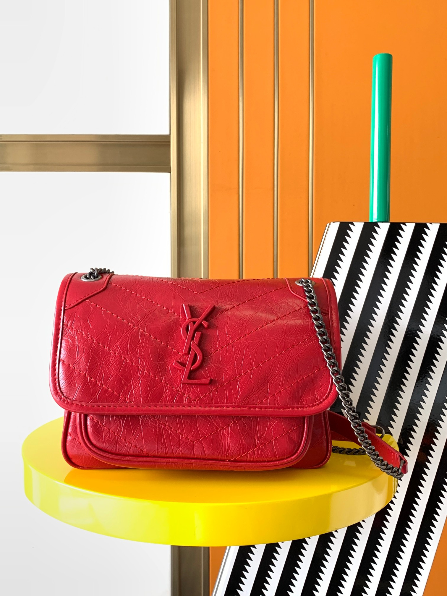 YSL NIKI BABY IN VINTAGE LEATHER RED 8.2 X 6 X 2.9 INCHES - Image 2