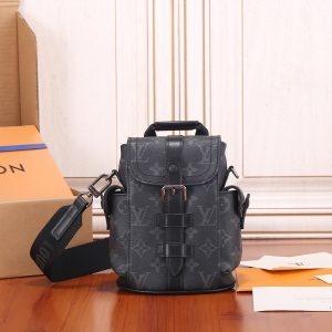 Louis Vuitton LV M82769 Nano Christopher 14 x 19 x 6 cm