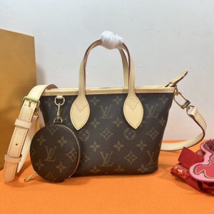 Alternative view of LV M46701 neverfull bb 9.4 x 5.5 x 3.5 inches