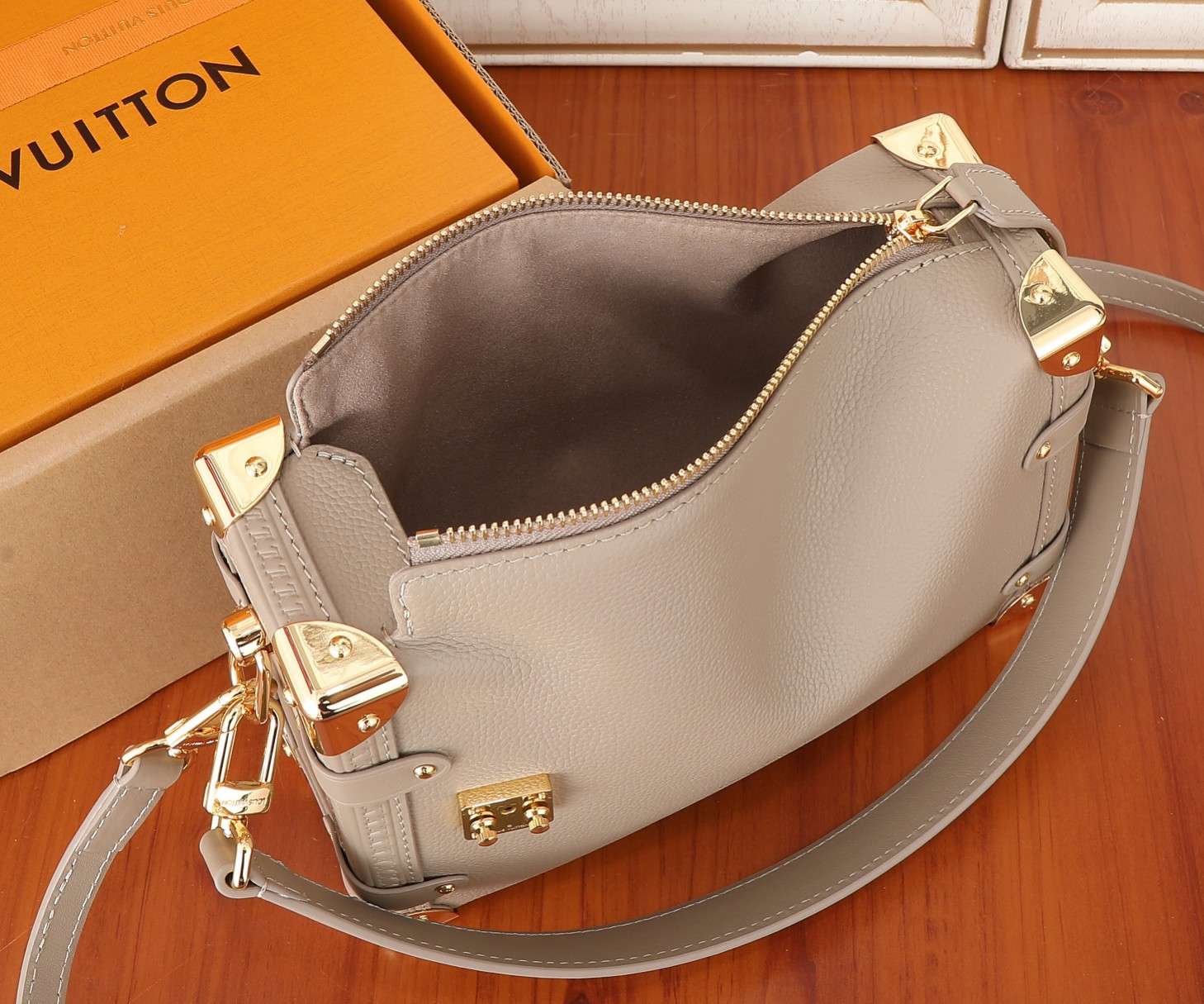 LV Side Trunk MM M25172 8.3 x 5.5 x 2.4 inches - Image 8