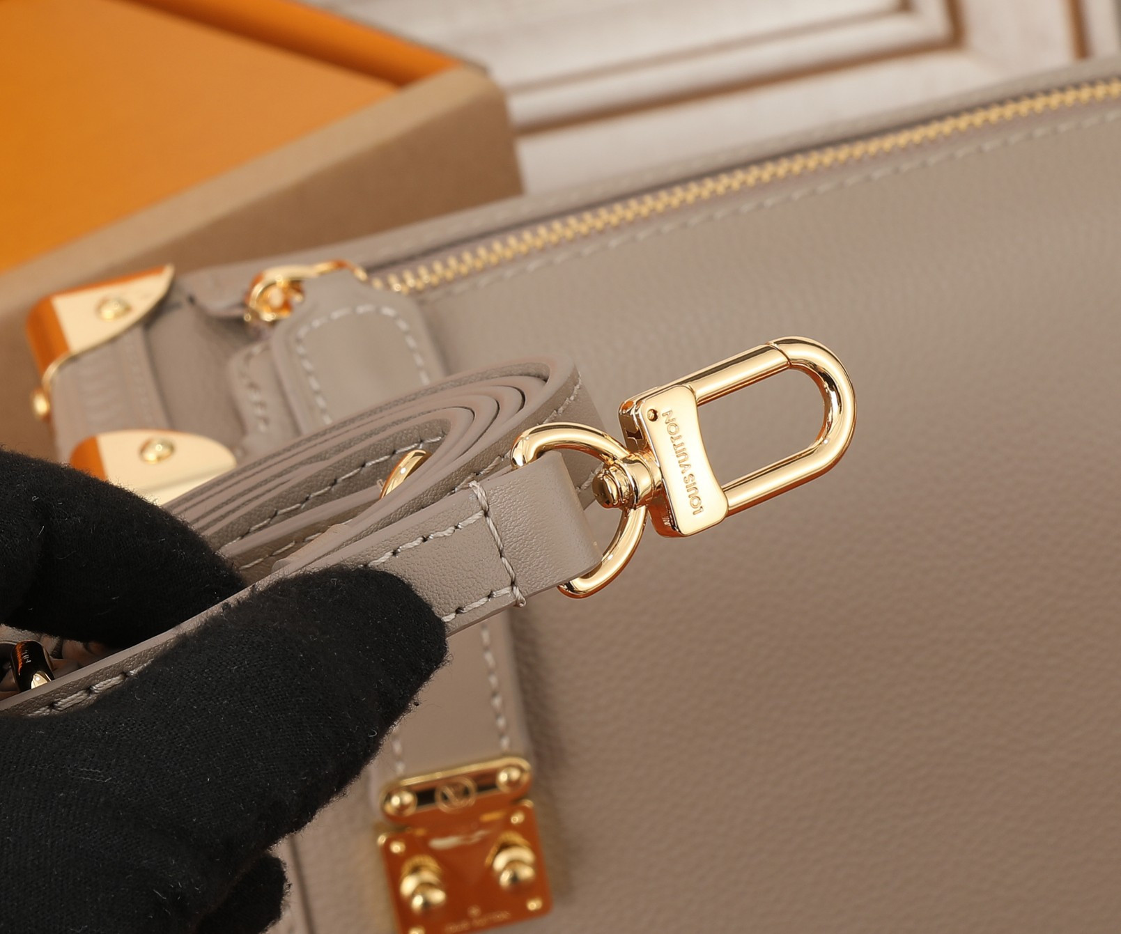 LV Side Trunk MM M25172 8.3 x 5.5 x 2.4 inches - Image 12