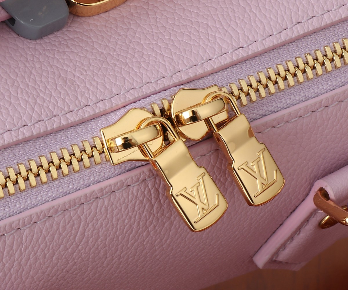 LV Speedy 18 M24598 18x12.5x11CM - Image 17