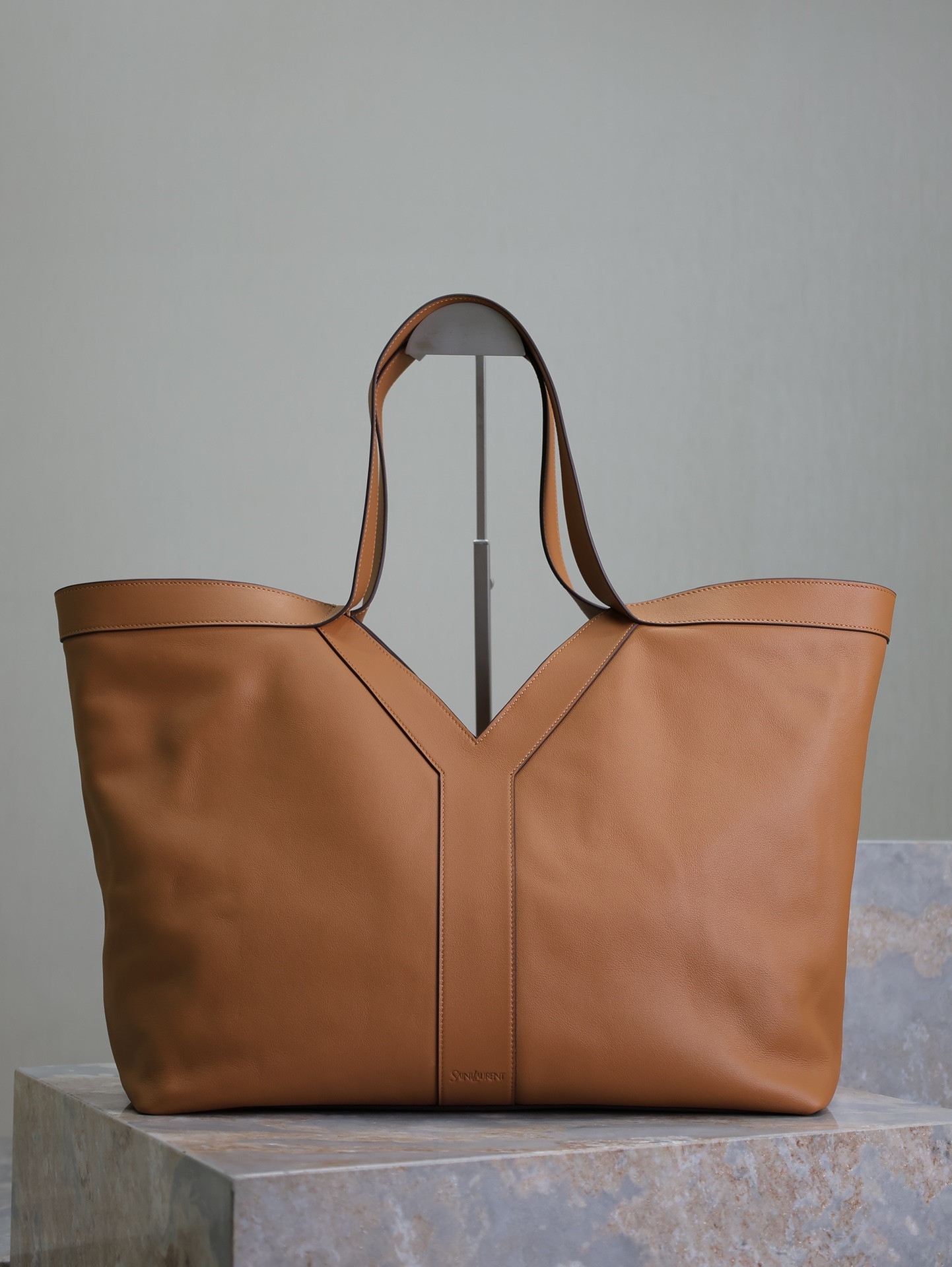 YSL WHY TOTE 38 39x34x22cm - Image 2