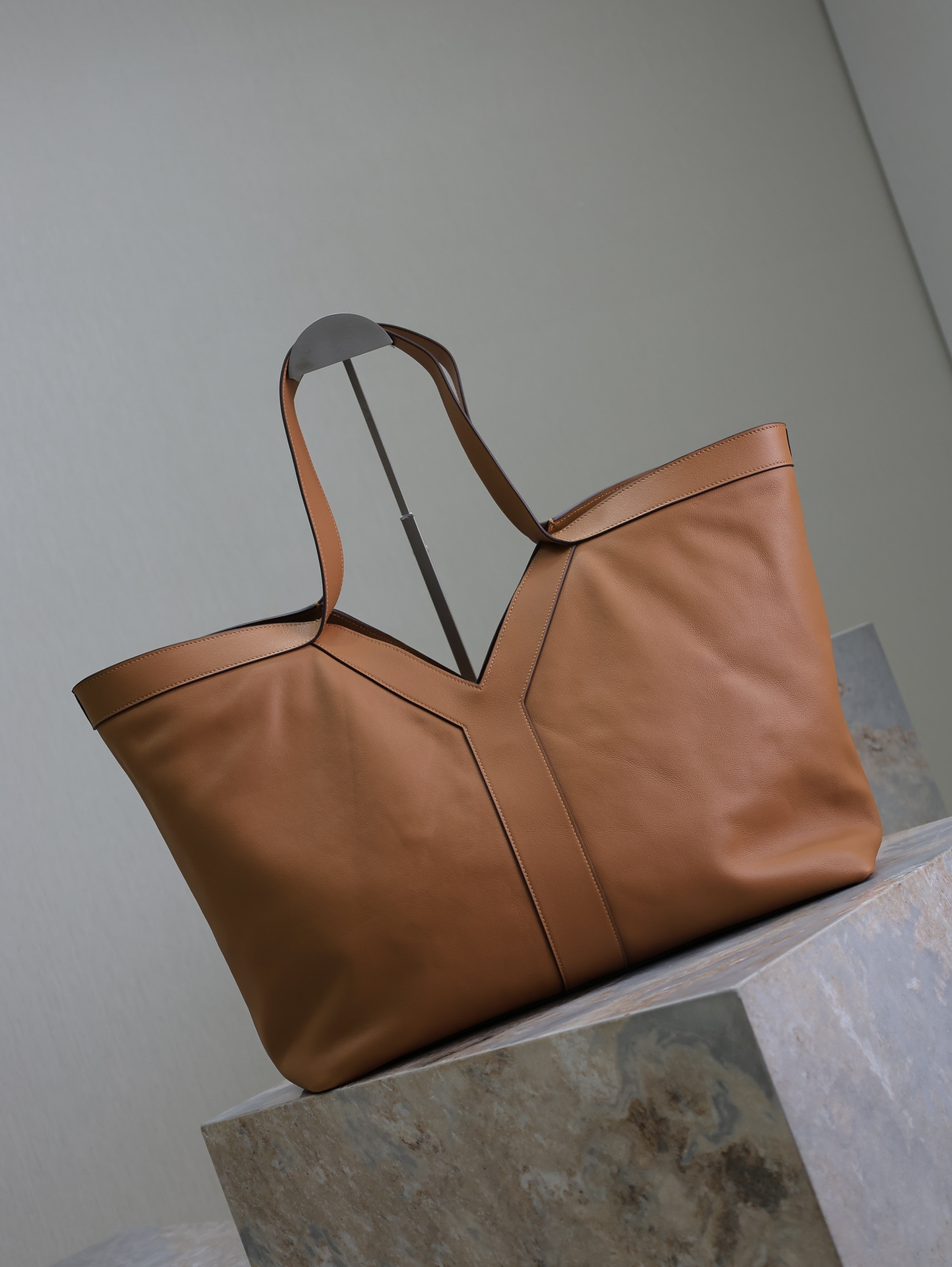 YSL WHY TOTE 38 39x34x22cm - Image 10