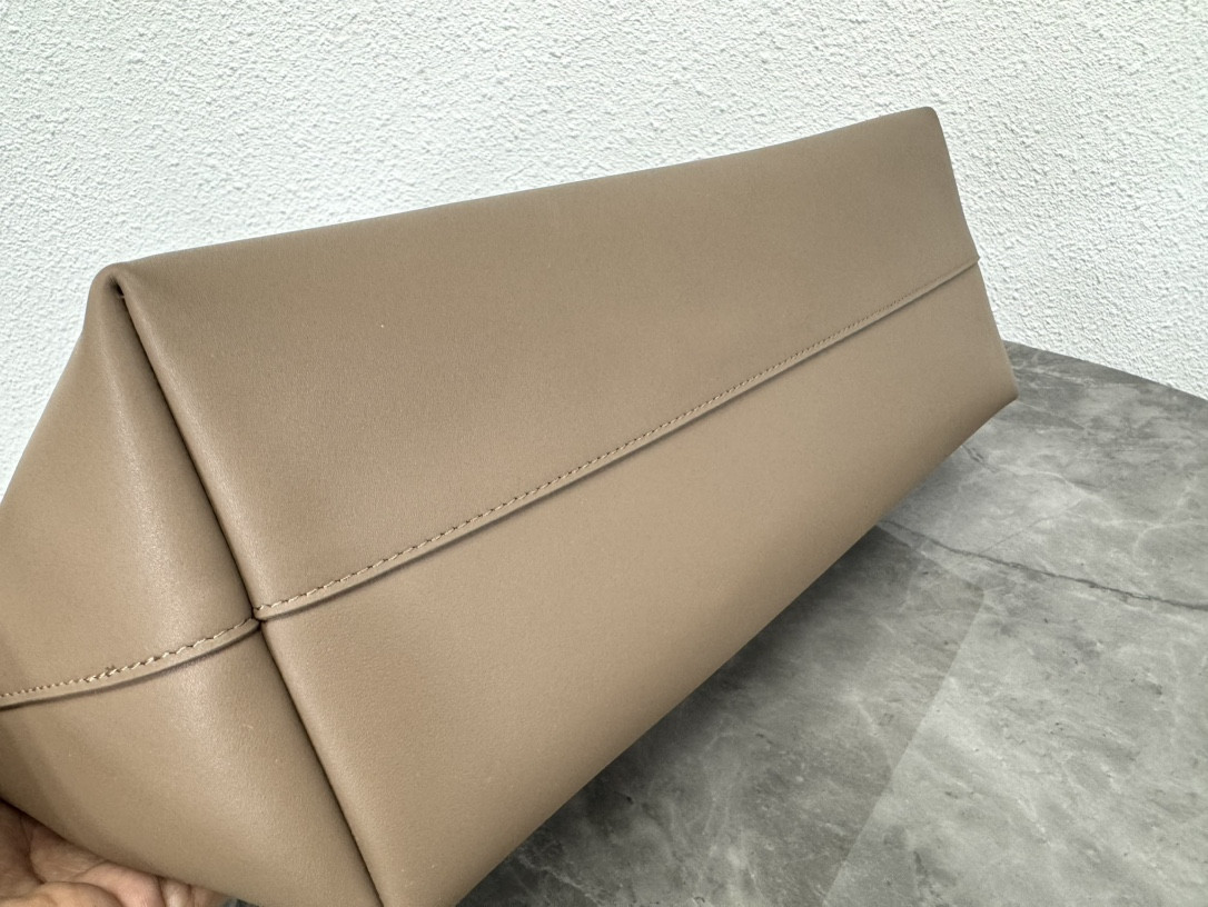 YSL Shopping 38x28x13cm - Image 9