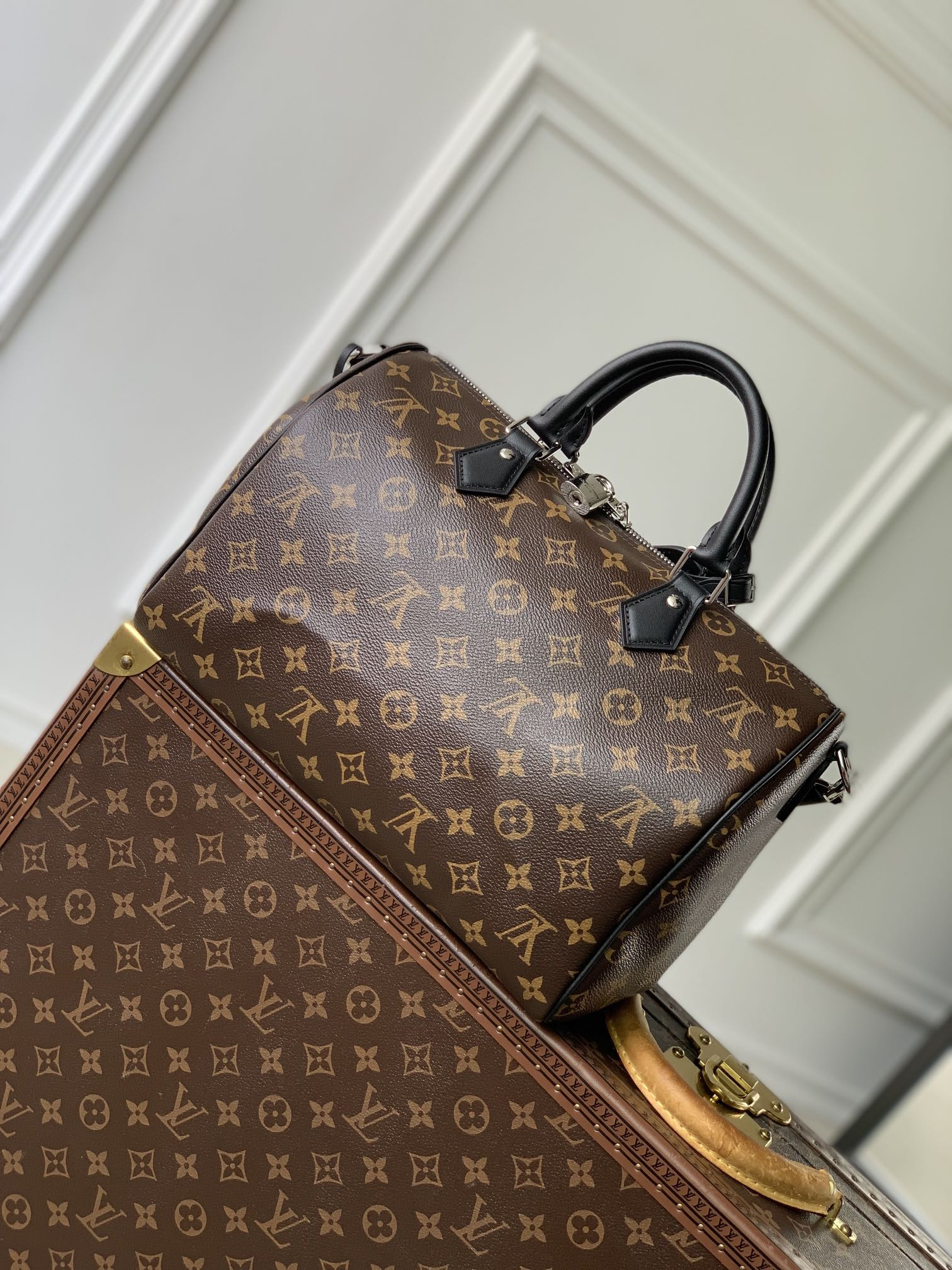 LV Speedy Soft 30 Dark M12243 21 x 17 x 30 cm - Image 4