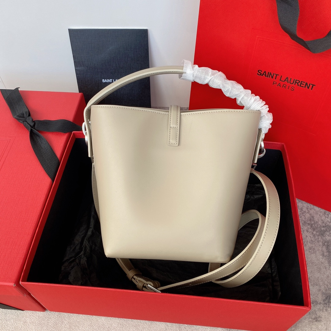 YSL LE 37 Small (Shiny Leather) 17 x 20 x 13 CM - Image 3