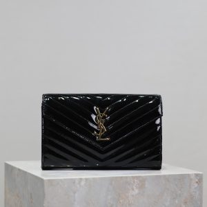 Alternative view of YSL Cassandra Monogram Classic Chain Wallet in patent leather 22.5 x 14 x 4cm